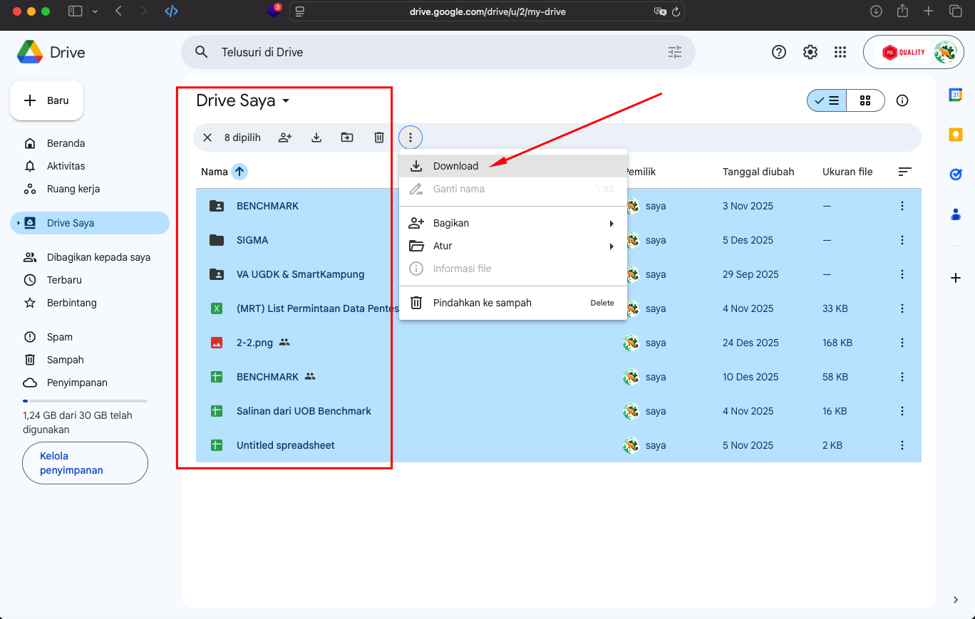 Memilih semua file dan klik menu download